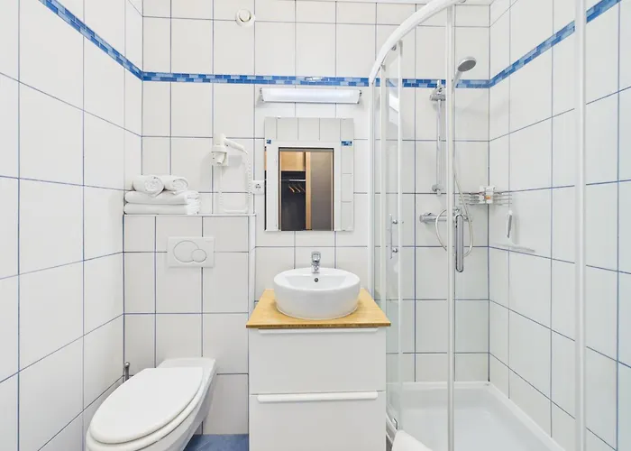 Boutique73 Sunrise Оссиах