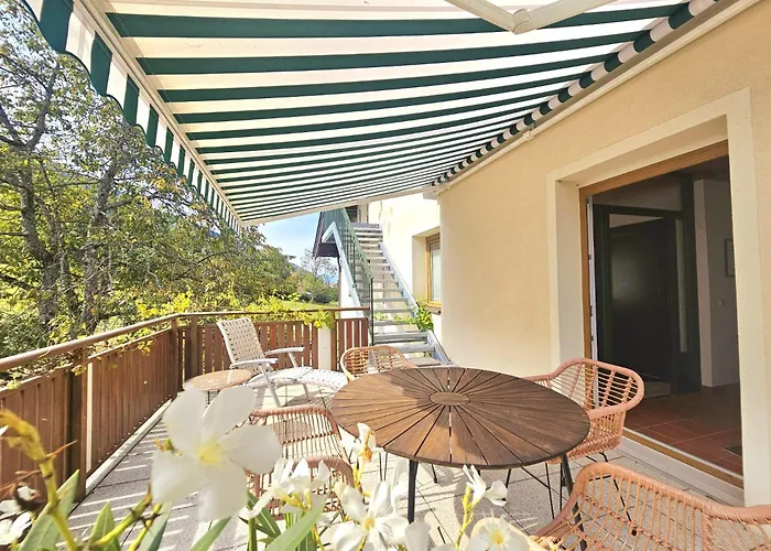 Boutique73 Sunrise Apartment